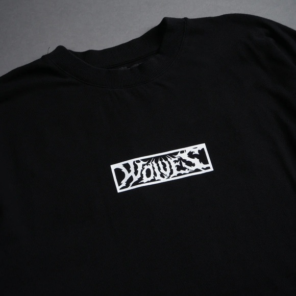 SPIDER IN THE NIGHT "PREMIUM" OVERSIZED TEE IN BLACK - Picture 3 of 4